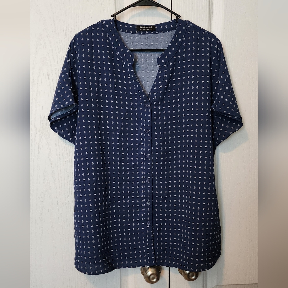 BLOOMCHIC short sleeve blouse